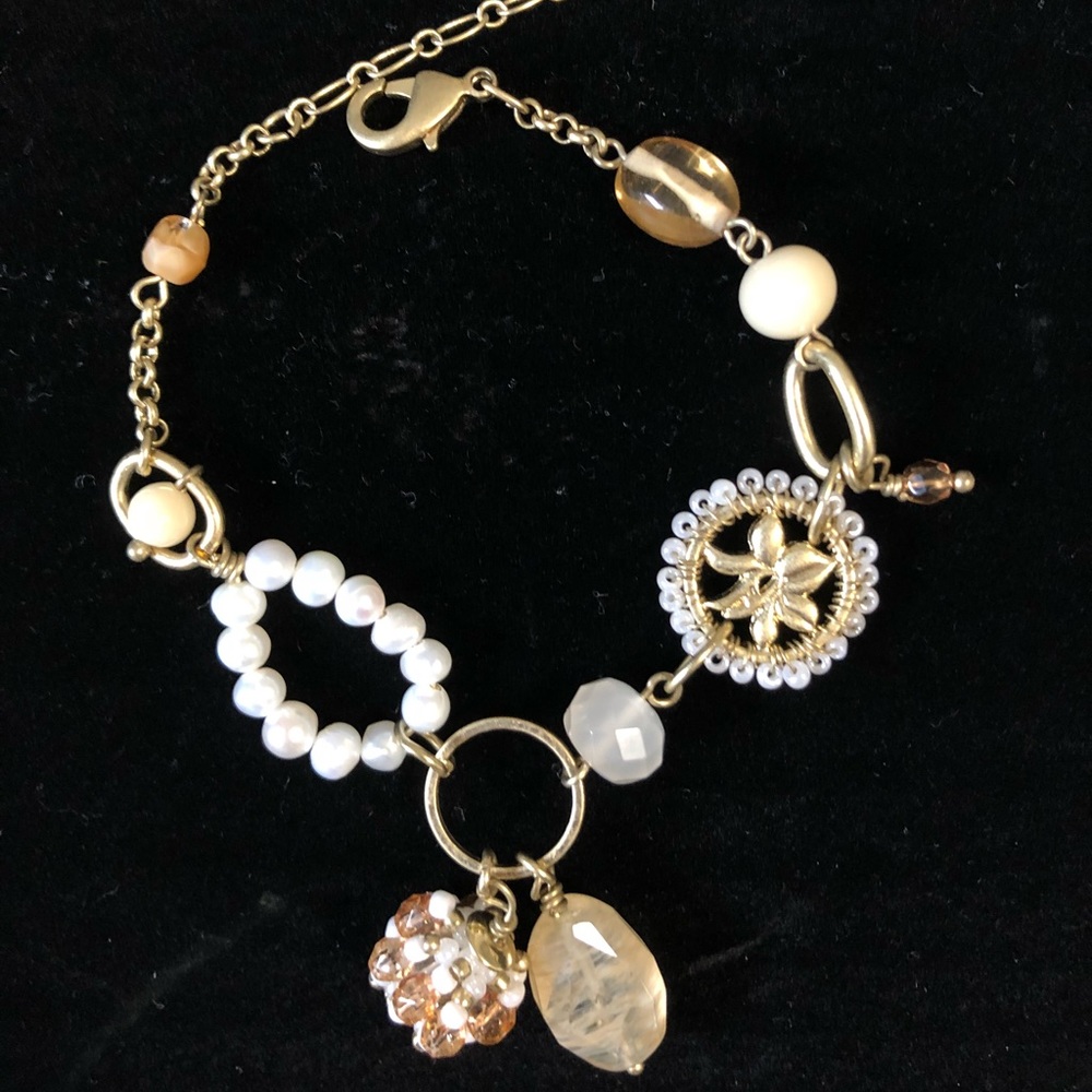 Bracelet